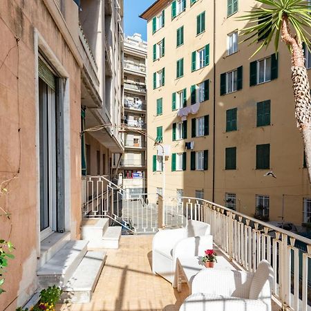 Joivy Cute Flat With Terrace Daire Cenova Dış mekan fotoğraf