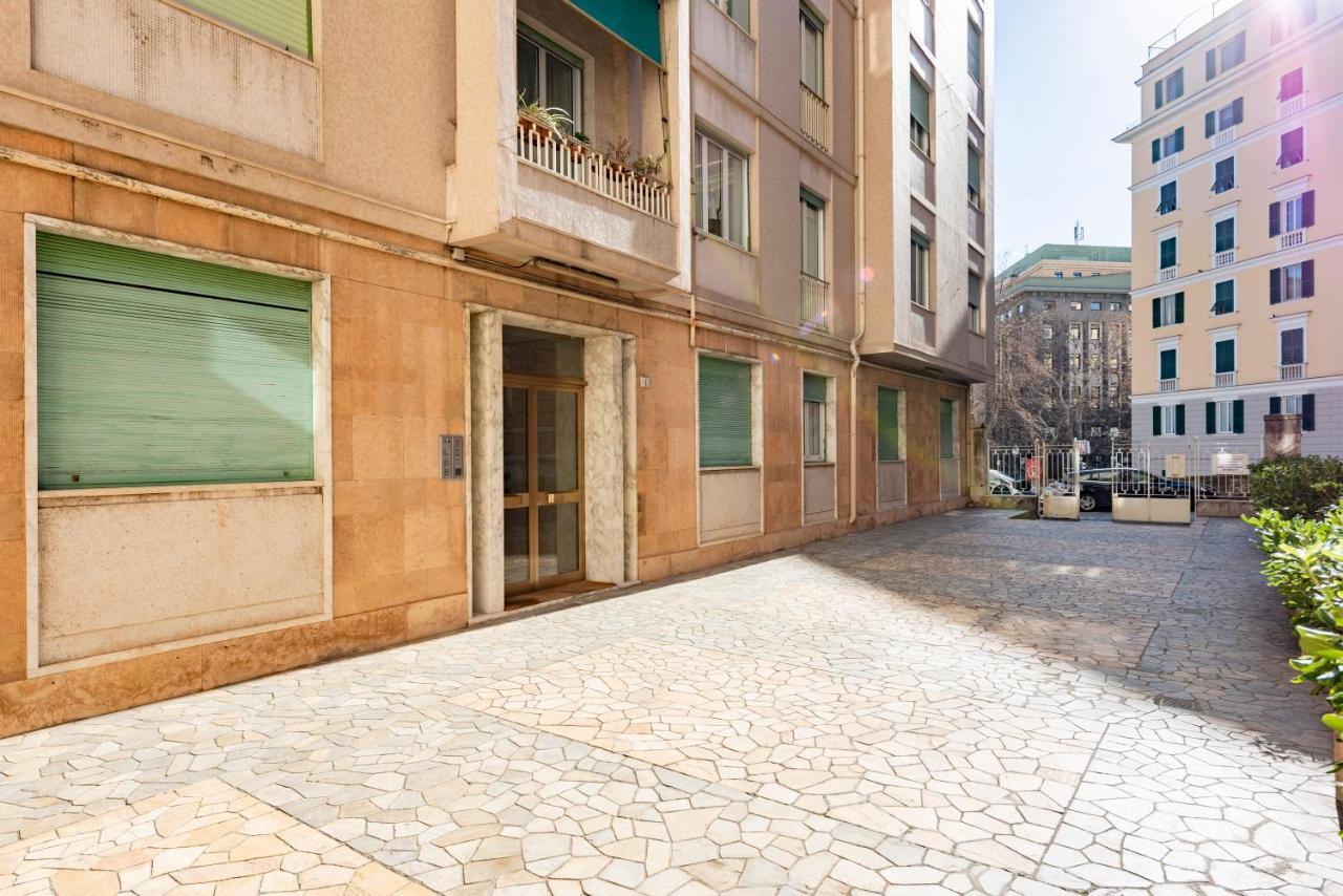 Joivy Cute Flat With Terrace Daire Cenova Dış mekan fotoğraf